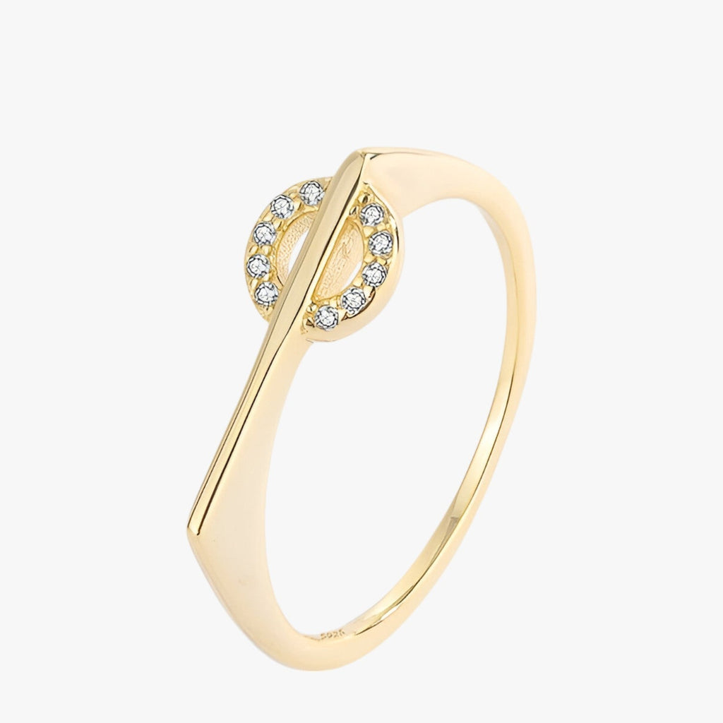 Juego de anillos a juego en tono plata y dorado con detalle de piedra