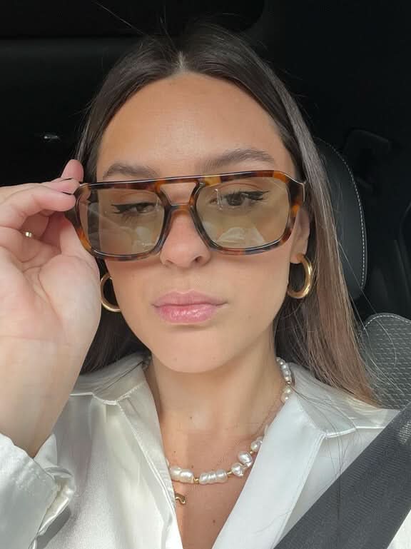 Vintage Frame Sunglasses with UV400 Lenses