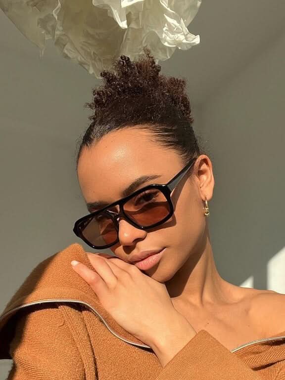 Vintage Frame Sunglasses with UV400 Lenses