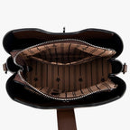 Leather shoulder bag for everyday wear and errands