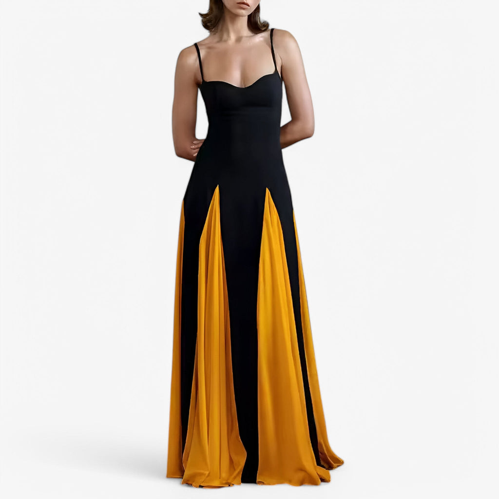 Vestido de noche con hombros al aire y escote cruzado