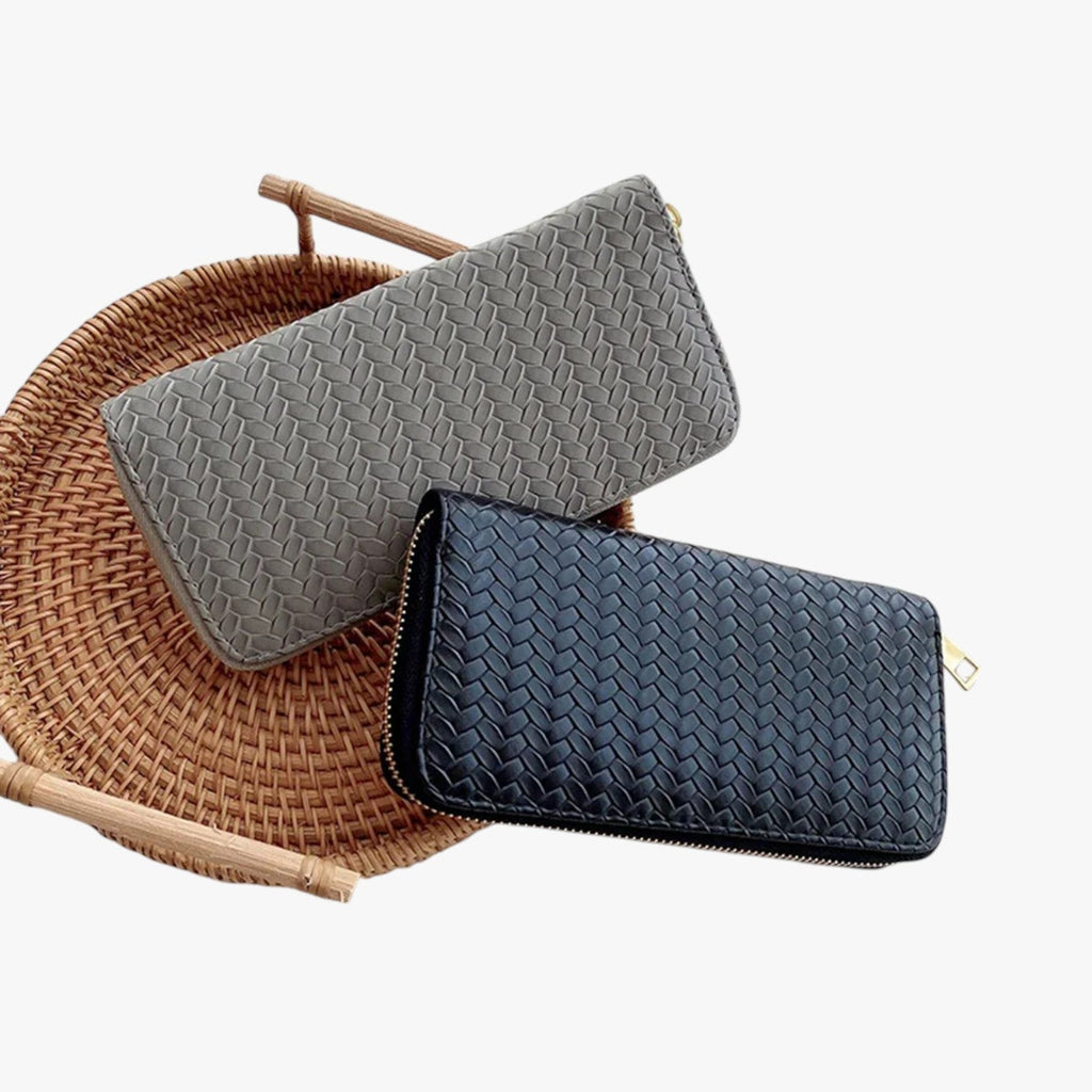 Cartera larga con bolsillo específico para el móvil y ranuras para tarjetas