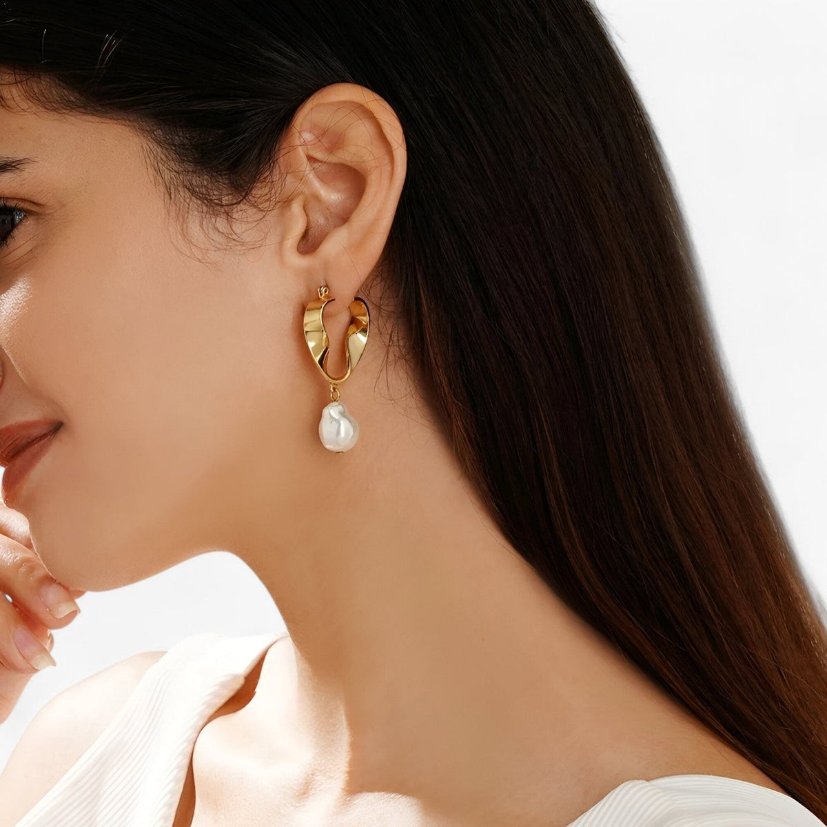 Sleek Silver-Tone Hollow Round Hoop Earrings