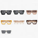 Square Mirrored Sunglasses with a Bold, Confident Frame