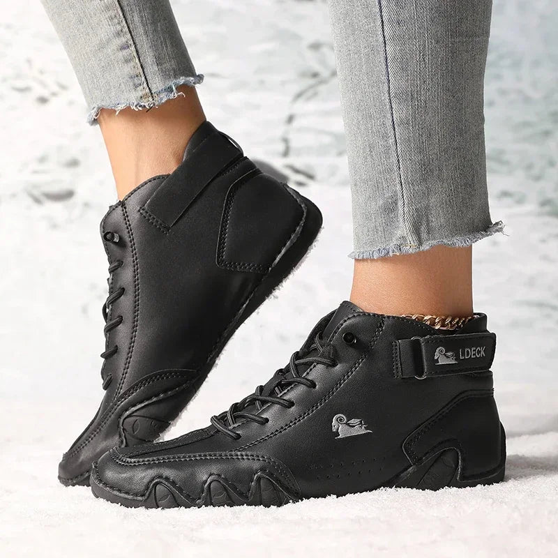Boots med dämpad innersula och ovandel som andas