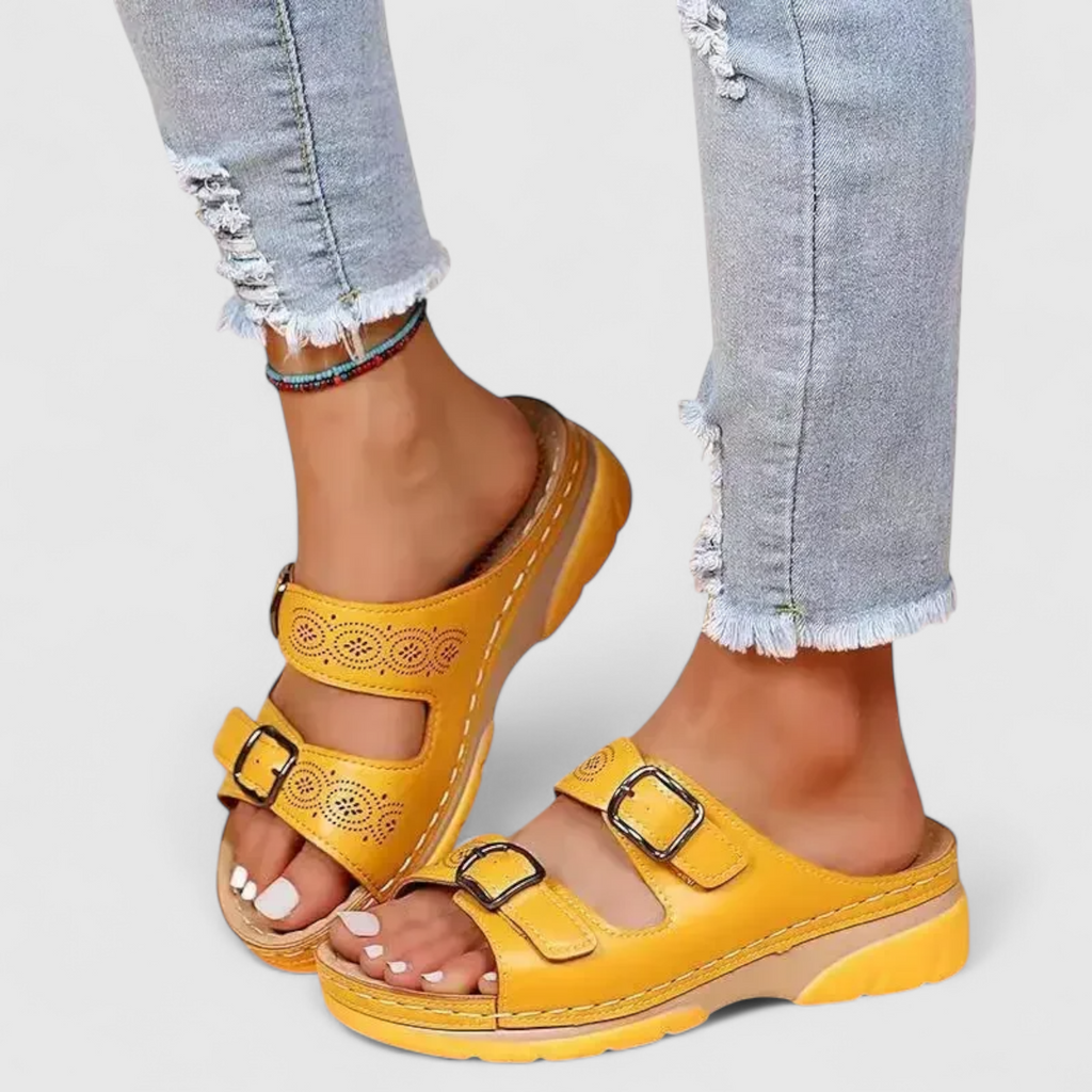 Sandalias ortopédicas con hebillas para la comodidad del verano