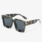 Gafas de sol retro cuadradas con lentes de espejo y ajuste ligero