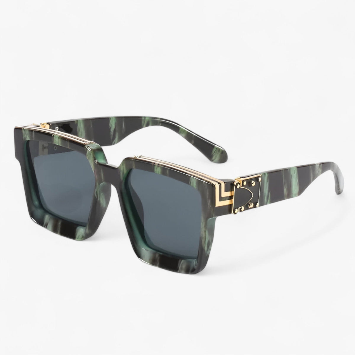 Retro square mirrored sunglasses with a lightweight fit