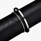 Conjunto de pulseras de acero inoxidable para hombre con detalles en negro