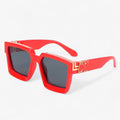 Gafas de sol retro cuadradas con lentes de espejo y ajuste ligero