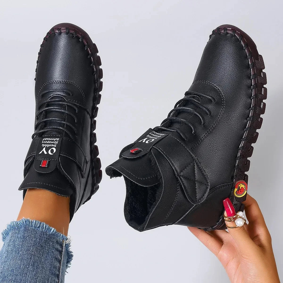 Botas de invierno forradas de borreguito con puntera redonda