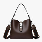 Leather shoulder bag for everyday wear and errands