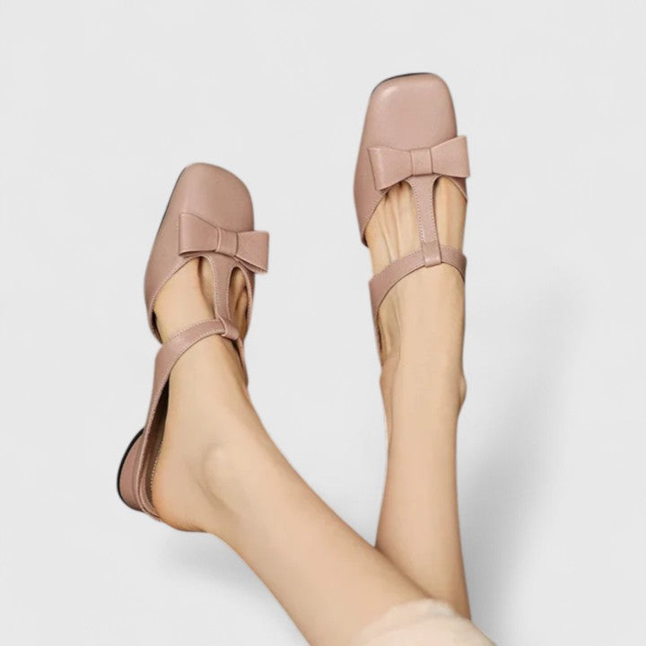Slip in-sandaler med halkfri sula i mjuka toner