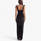 Sleeveless Sheath Dress with a Boat Neckline for Spring