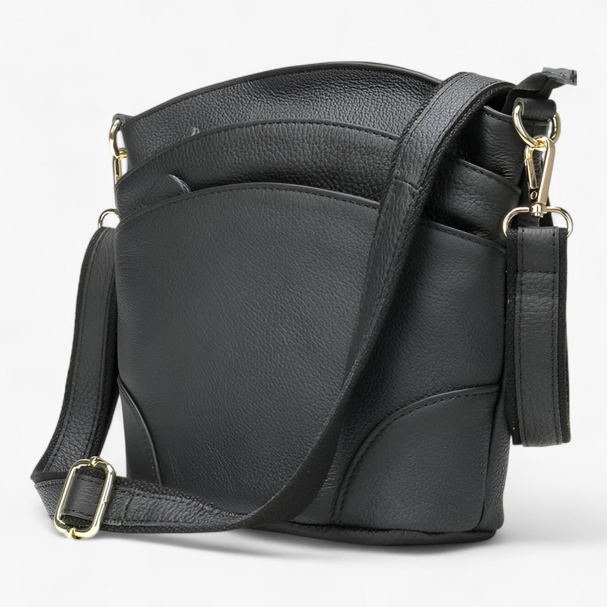 Compact Crossbody Bag for Women in a Neat Everyday Fit
