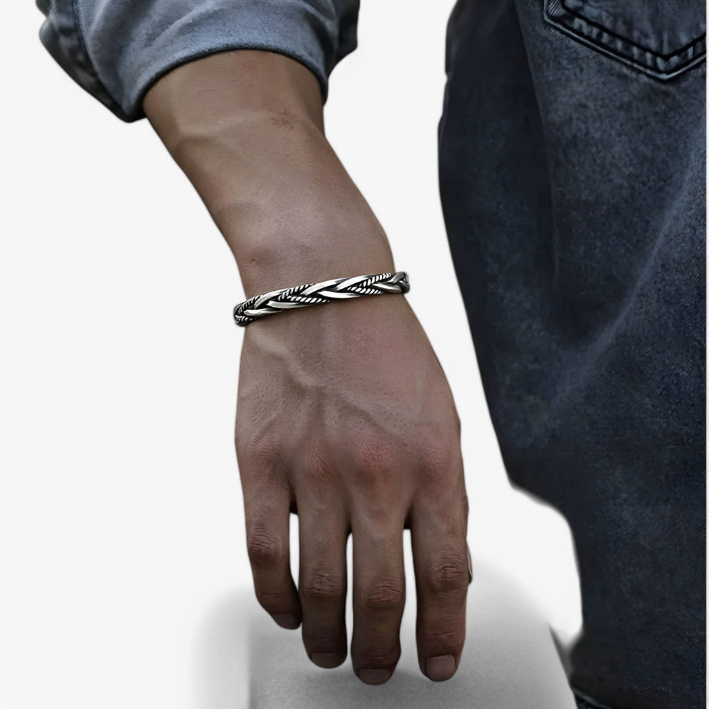 Pulsera de aleación tejida a mano con diseño retorcido