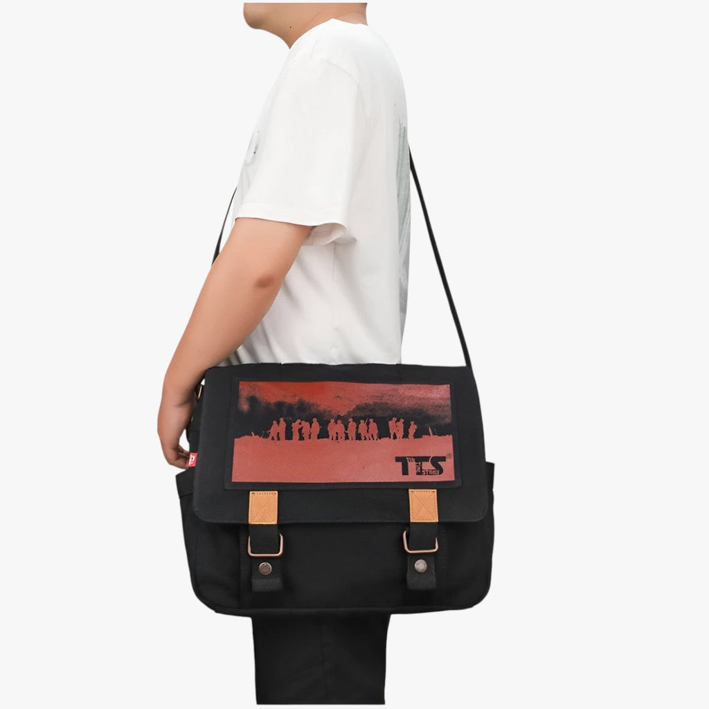 Vintage Canvas Shoulder Bag with Adjustable Strap for Work