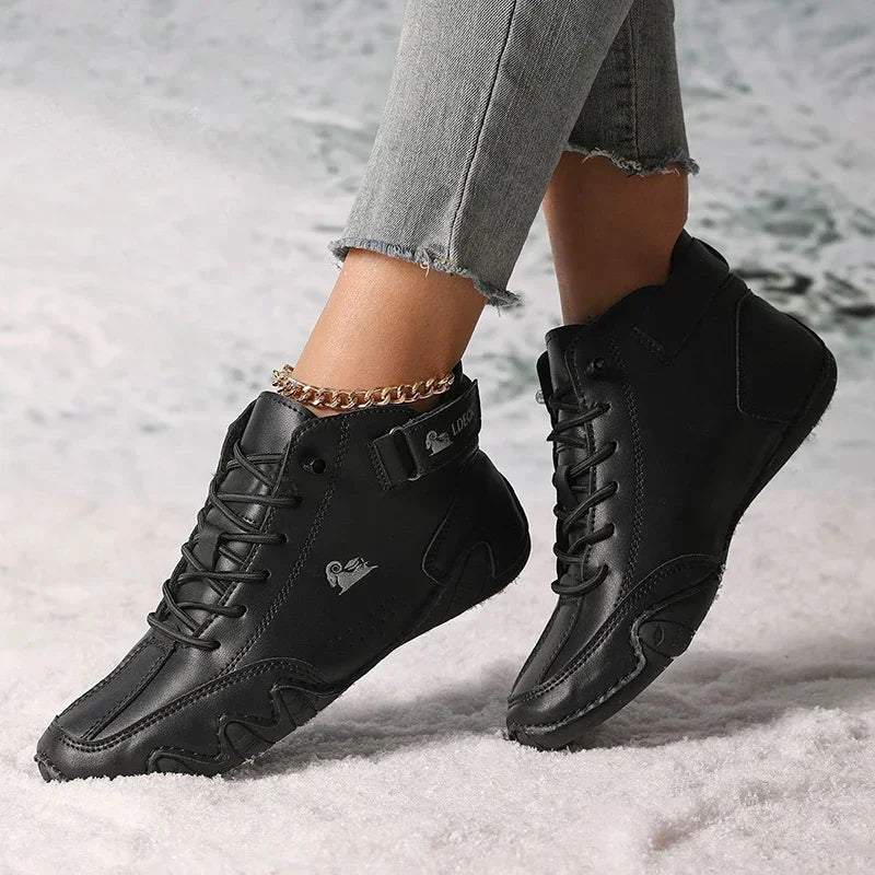 Boots med dämpad innersula och ovandel som andas
