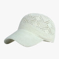 Stickad sommarhatt i mesh som andas med justerbar passform