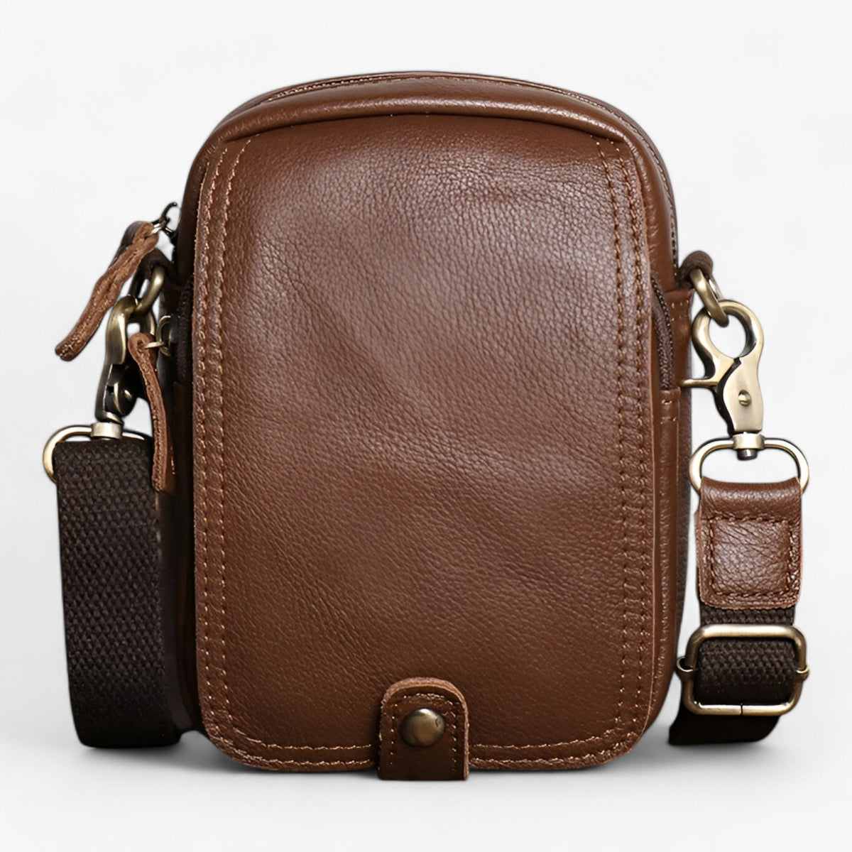 Retro Messenger Bag for Daily Commuting