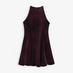 Minivestido de terciopelo sin mangas con cuello redondo