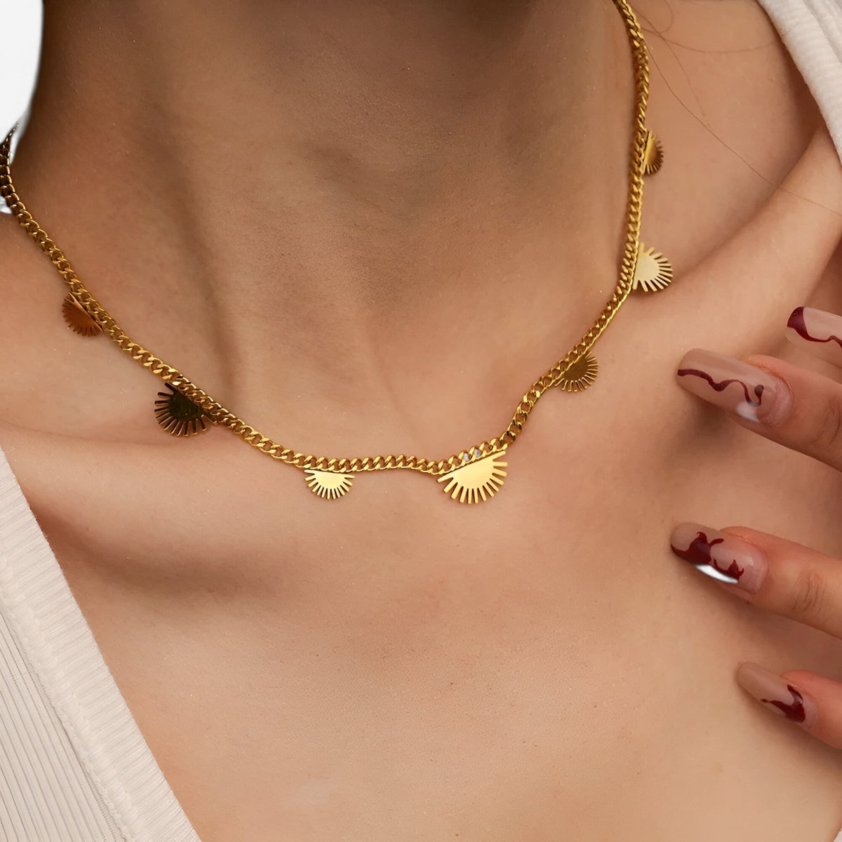 Crystal Pendant Necklace with a Radiant Charm Detail
