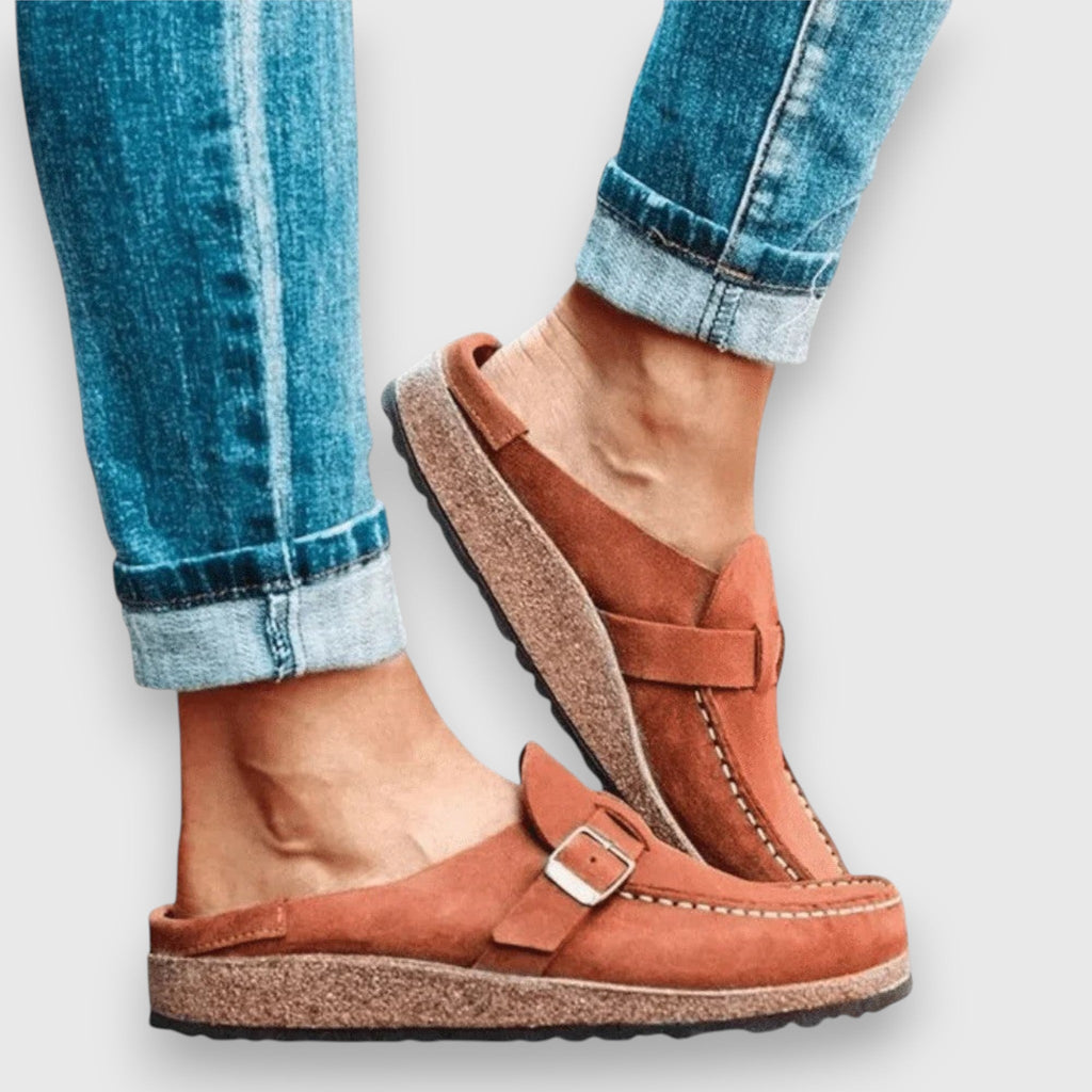 Sandalias con plantilla perfilada y suela antideslizante