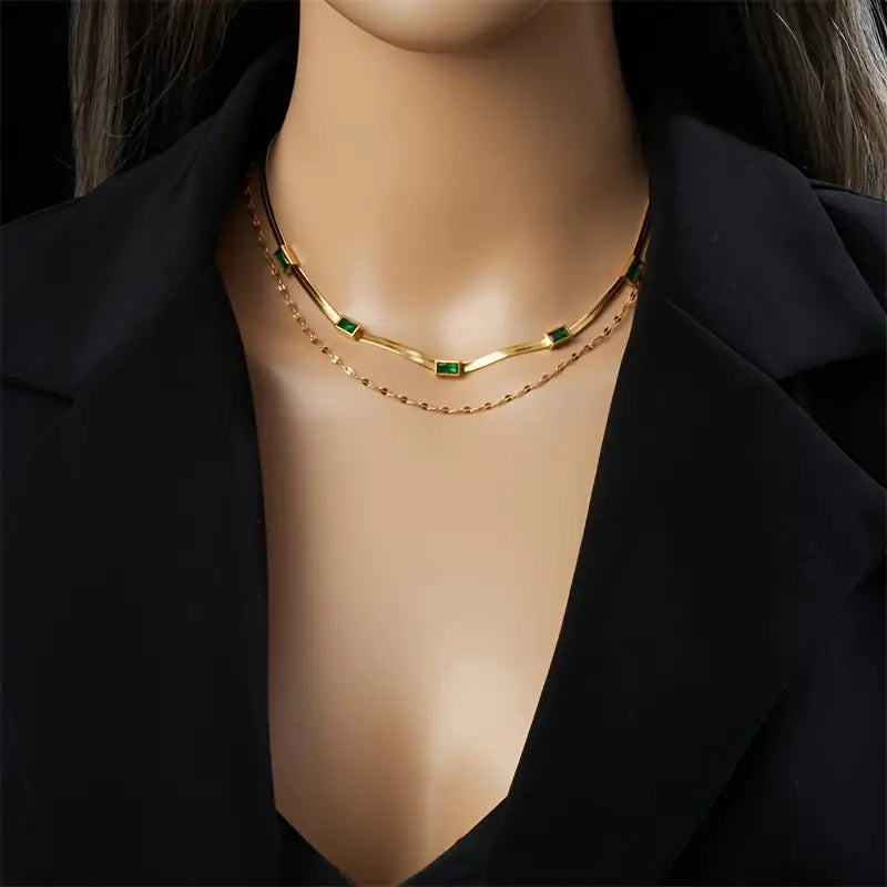 Double-Layer Retro Necklace with Green Baguette Stones