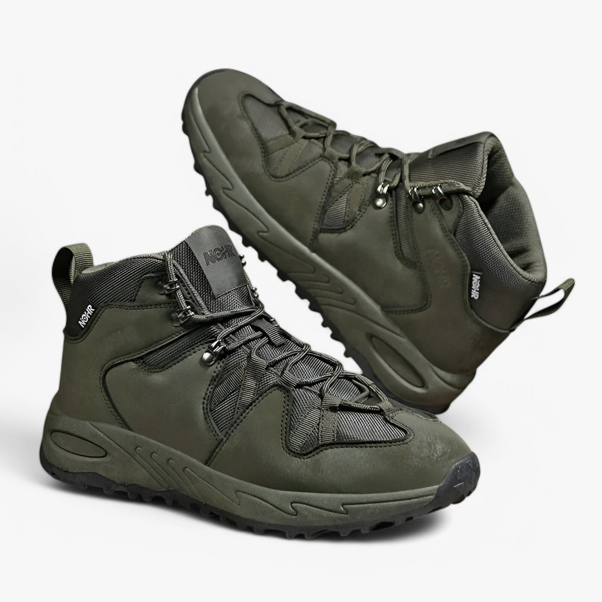 Botas de trekking ligeras y transpirables