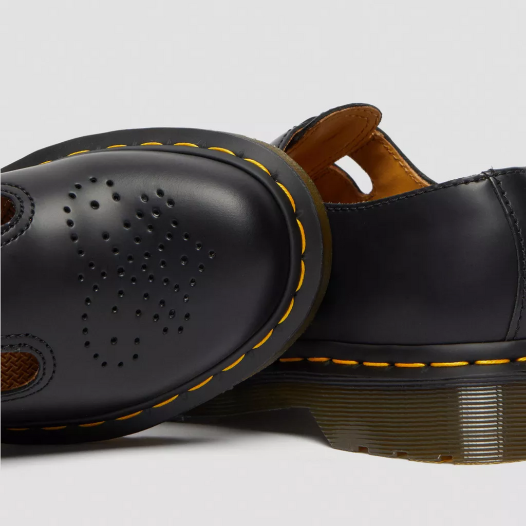 Mary Jane Flats with Adjustable Strap and Timeless Shape