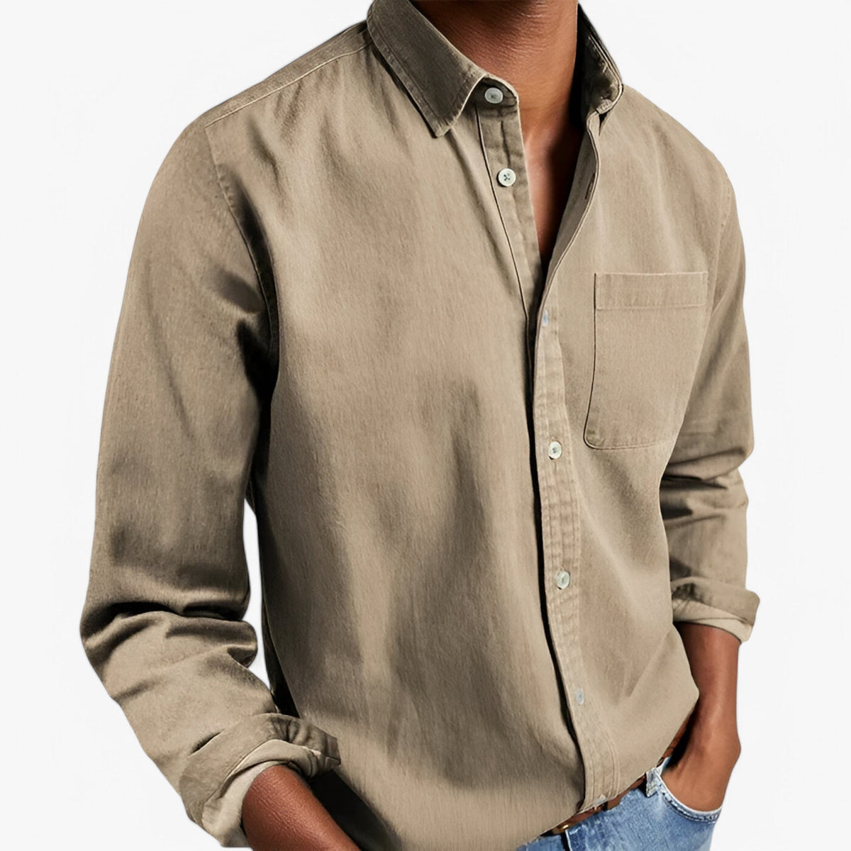 Camisa cargo de hombre de corte ajustado con cuello clásico y bolsillos