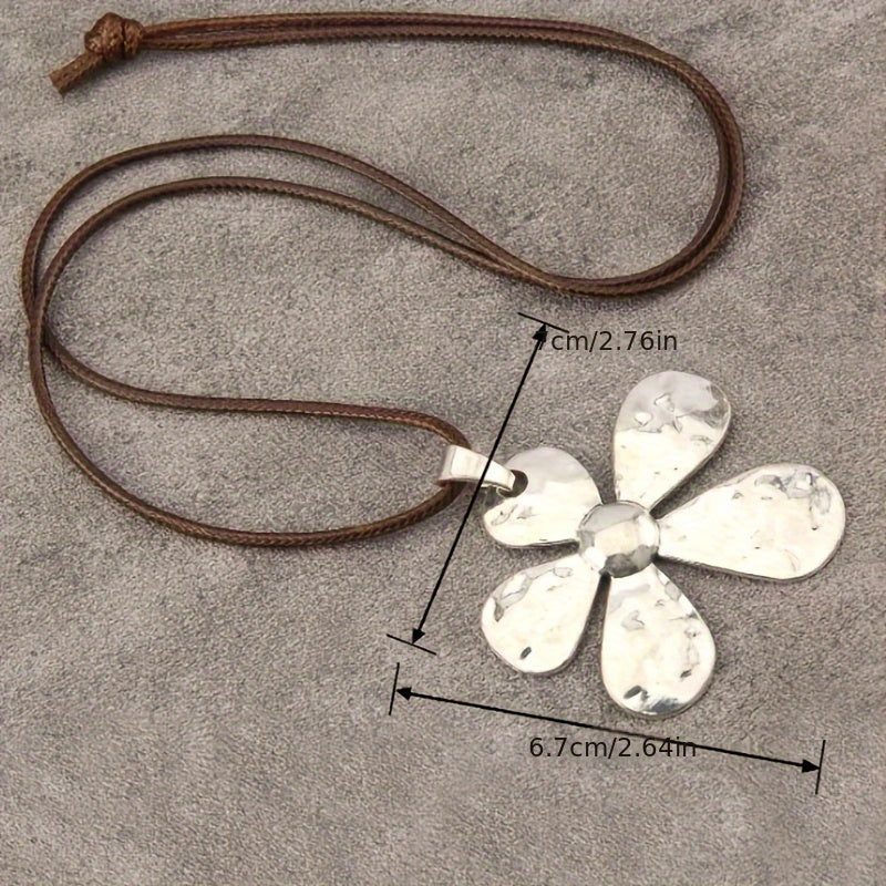 Minimalist Hammered Asymmetric Flower Pendant Necklace