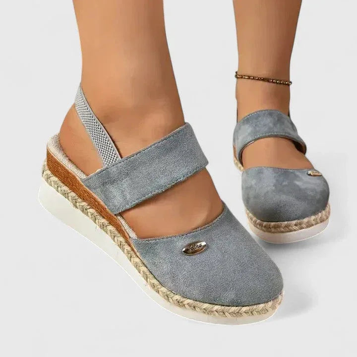 Sandaler med geldämpning och stötdämpning