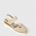 Sandaler med geldämpning och stötdämpning