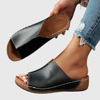 Strappy Flat Sandals with Adjustable Fastening