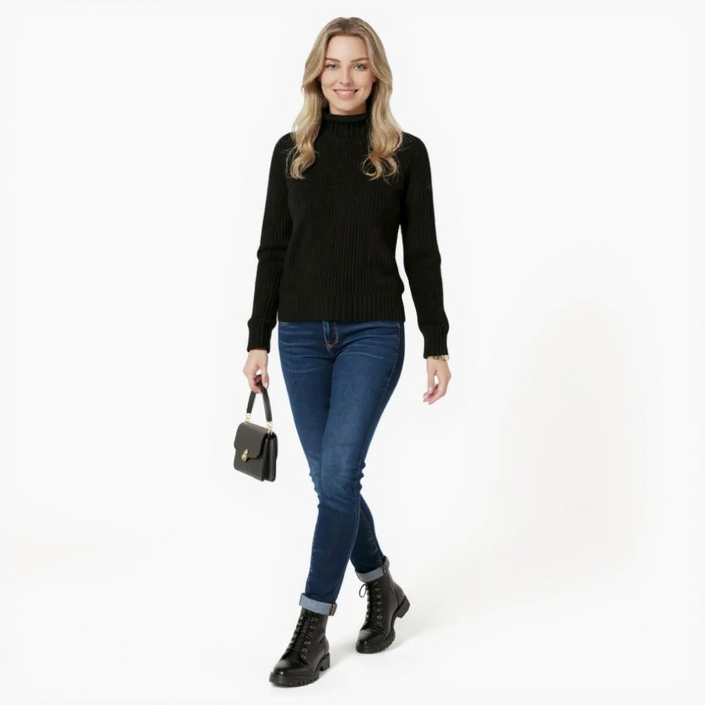 Soft-Feel Blouse for Everyday and Dressed-Up Looks