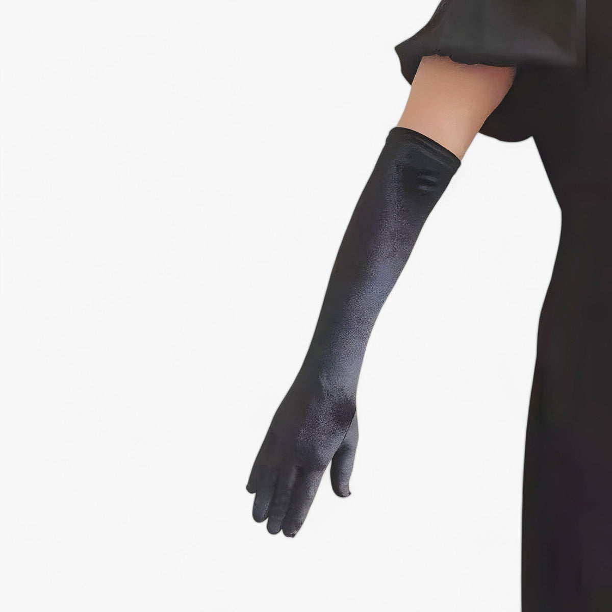 Velvet Gloves with Soft Lining and Retro-Inspired Style