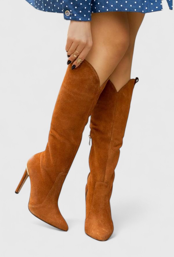 Boots med spetsig tå och sidodragkedja