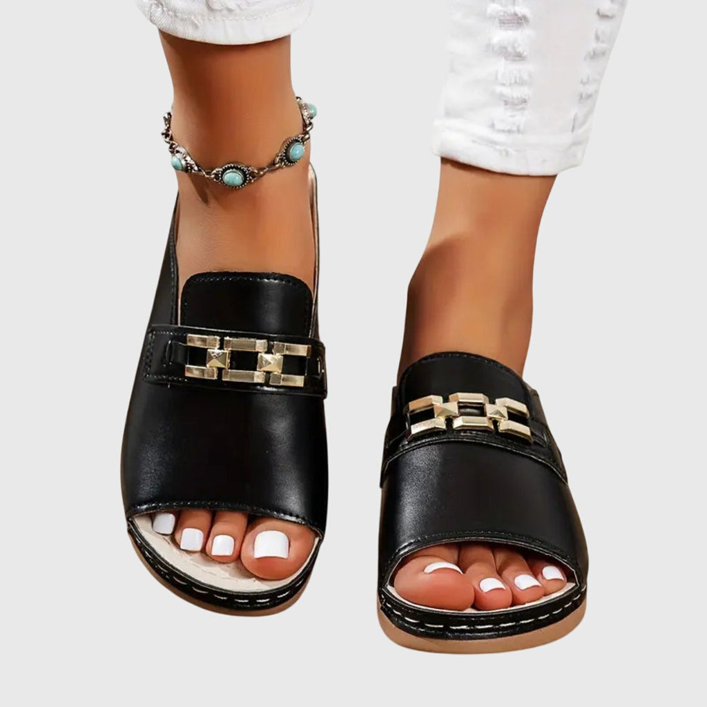 Lätta slip in-sandaler för hela dagen