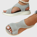 Sandalias para todo el día con un diseño refinado y sencillo