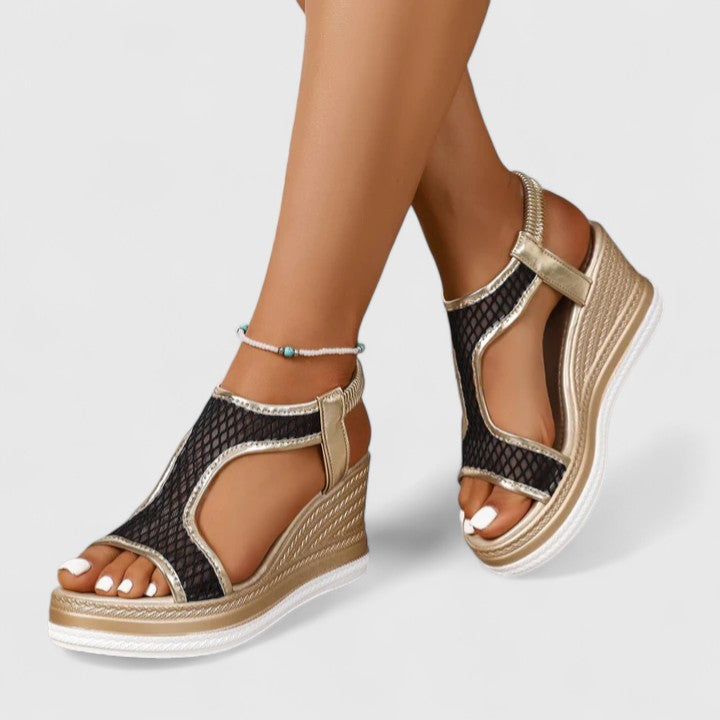 Sandalias de cuña con base elevada y estable