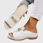 Lätta slip in-sandaler för hela dagen