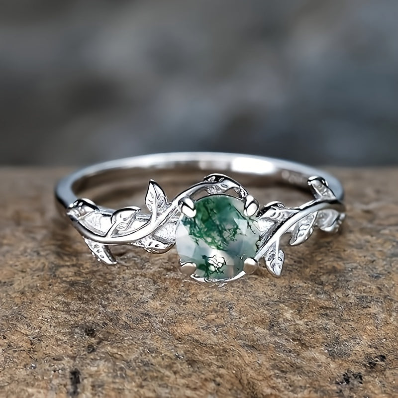Round Green Speckled Stone Leaf Ring in Silver Colour