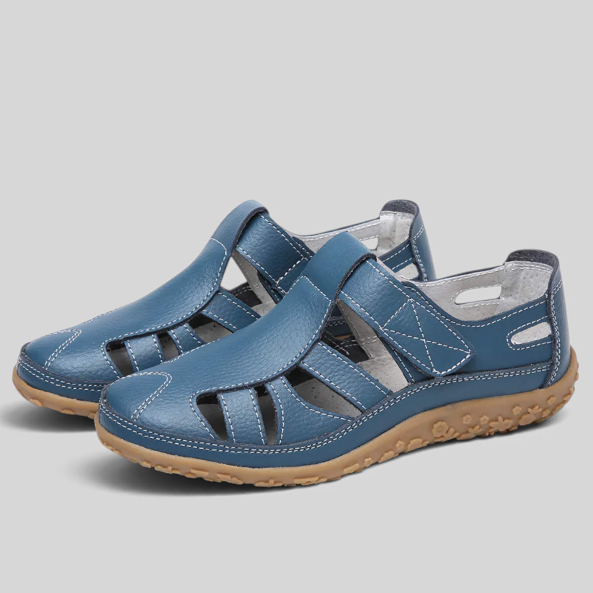 Ortopediska sandaler med ergonomisk halkfri sula