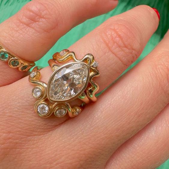 Vintage-Style Zirconia Ring Set in a Single Size for Easy Stacking