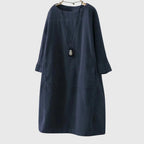 Vestido midi de pana con silueta holgada