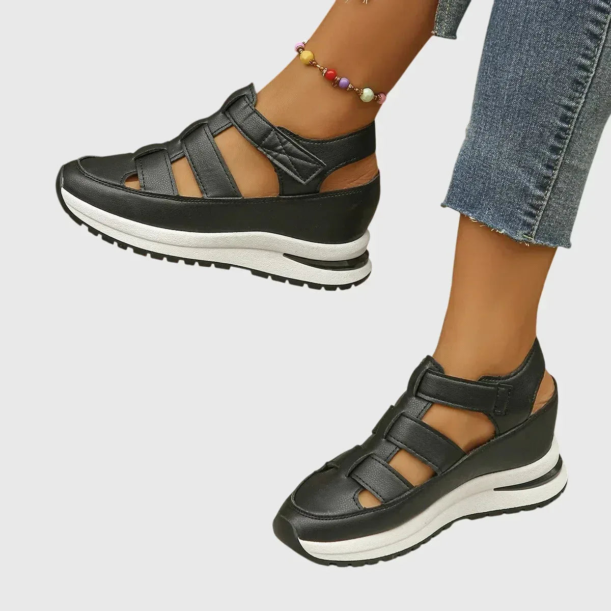 Sandalias para el día a día con suela antideslizante en tonos metalizados