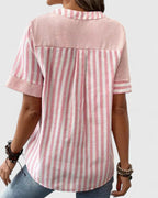 Blusa de rayas con corte holgado y clásico