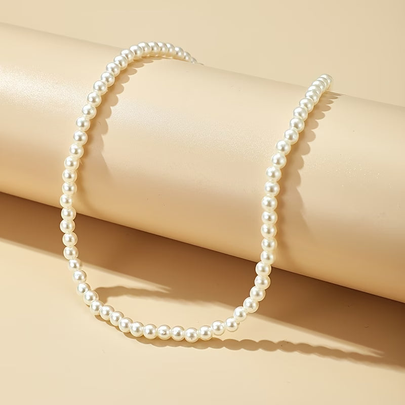Classic Round Faux Pearl Choker Necklace with Timeless Look