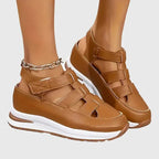Sandalias para el día a día con suela antideslizante en tonos metalizados